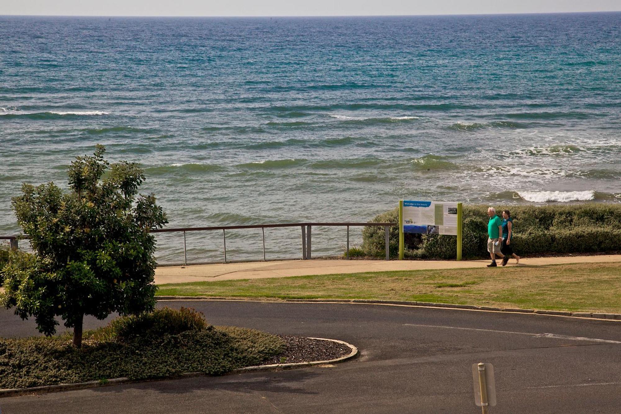 Penguin Beachfront Apartments Rum bild