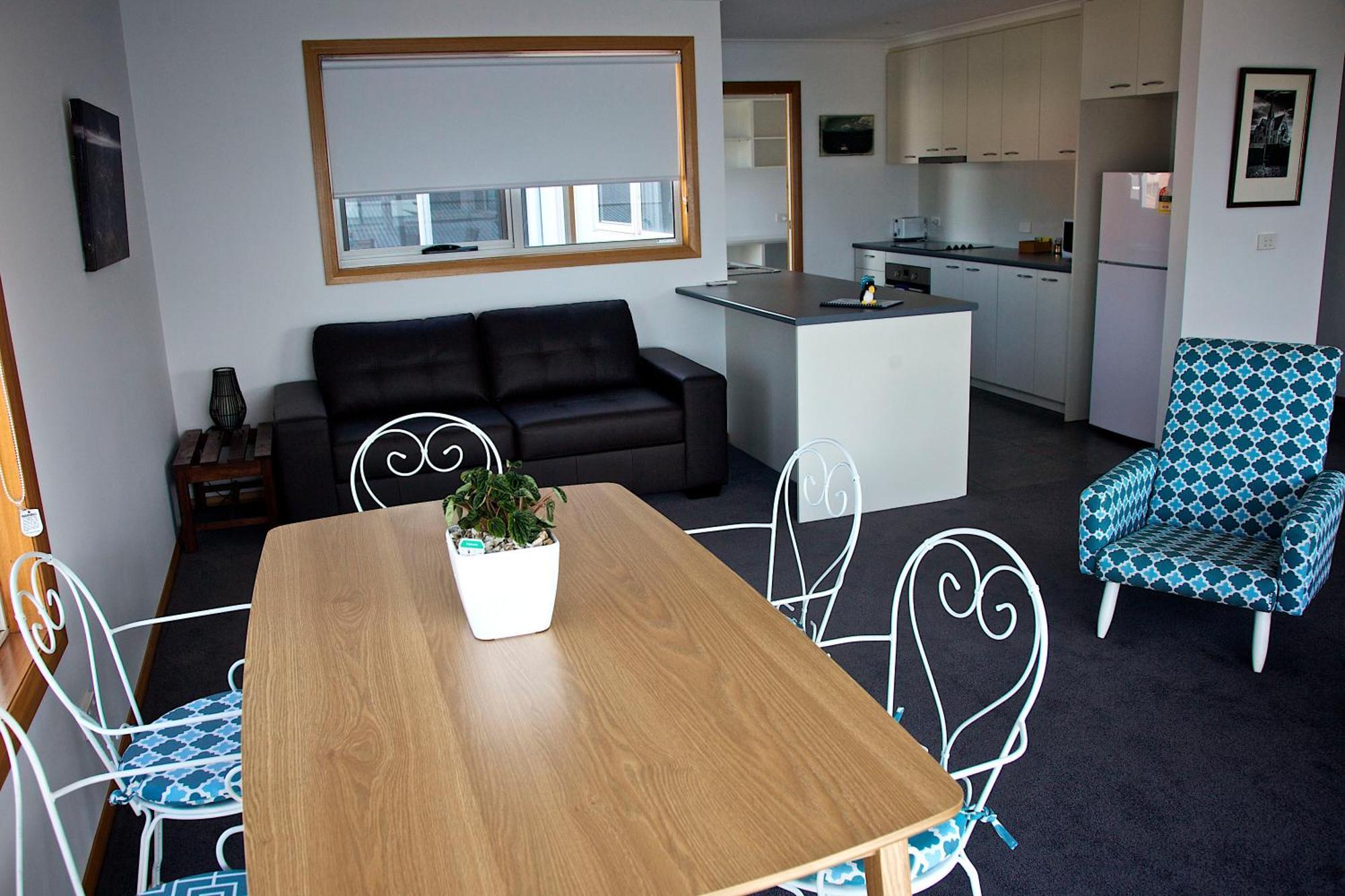 Penguin Beachfront Apartments Rum bild