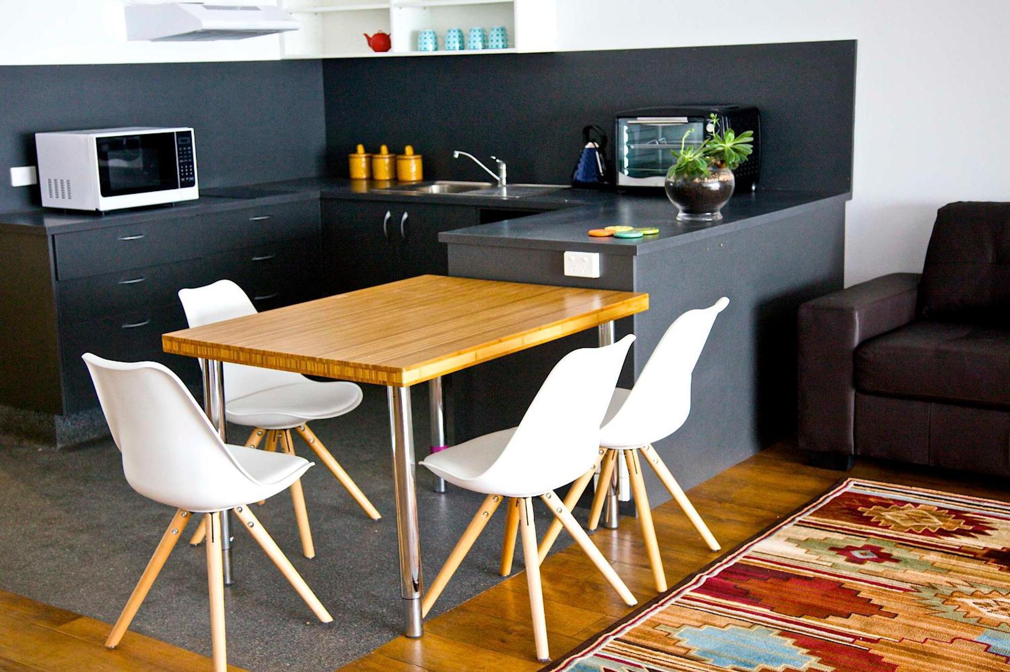 Penguin Beachfront Apartments Rum bild