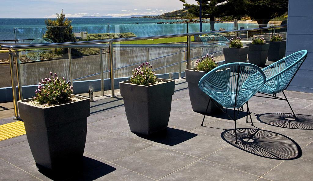 Penguin Beachfront Apartments Rum bild